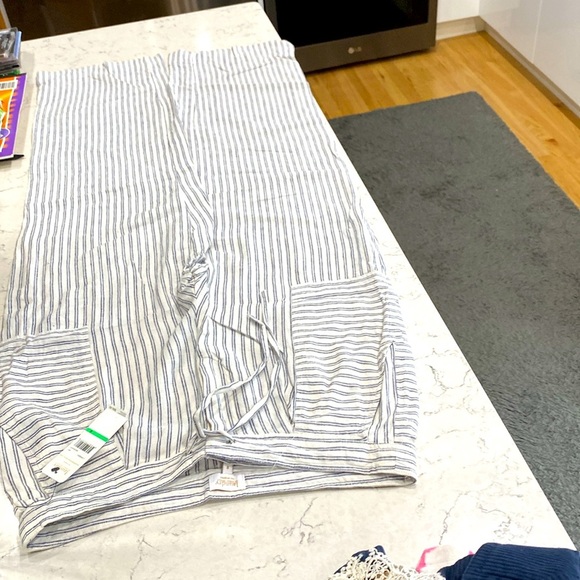 Laundry Pants - Picture 3 of 12